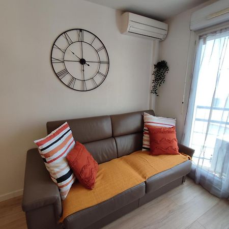 Appartement Climatise Avec Parking A 6Min A Pied De La Gare St Charles Marseilles Exterior foto
