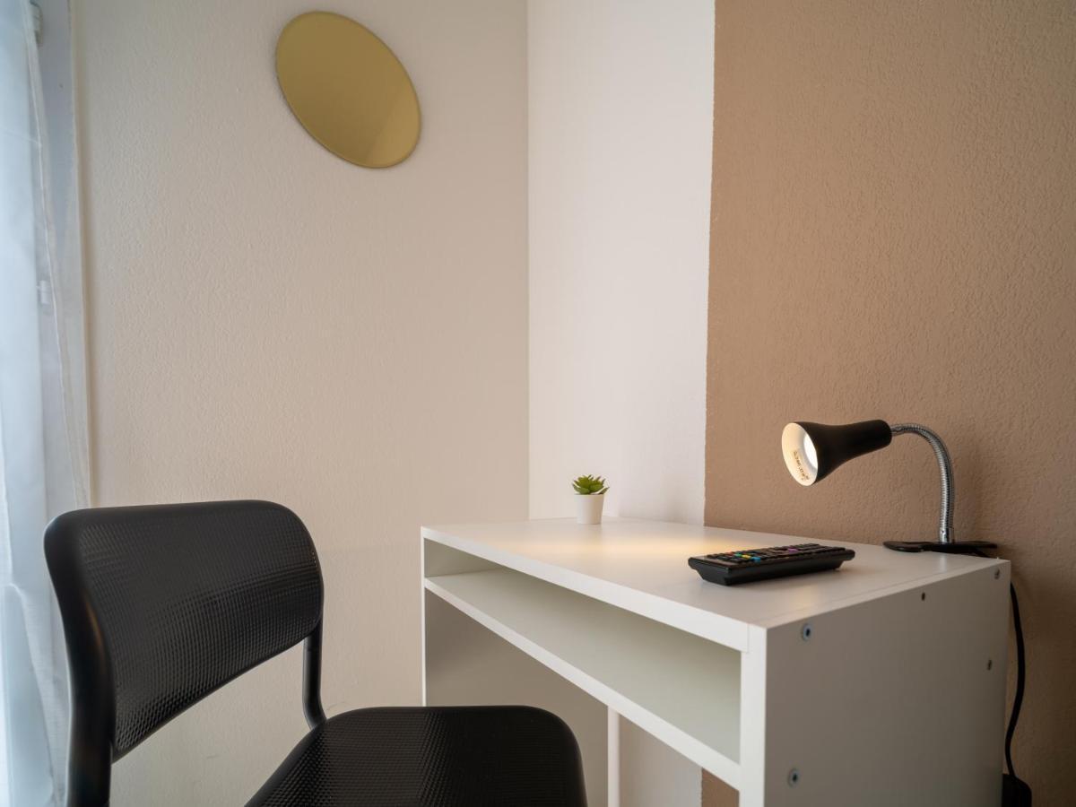 Appartement Climatise Avec Parking A 6Min A Pied De La Gare St Charles Marseilles Exterior foto