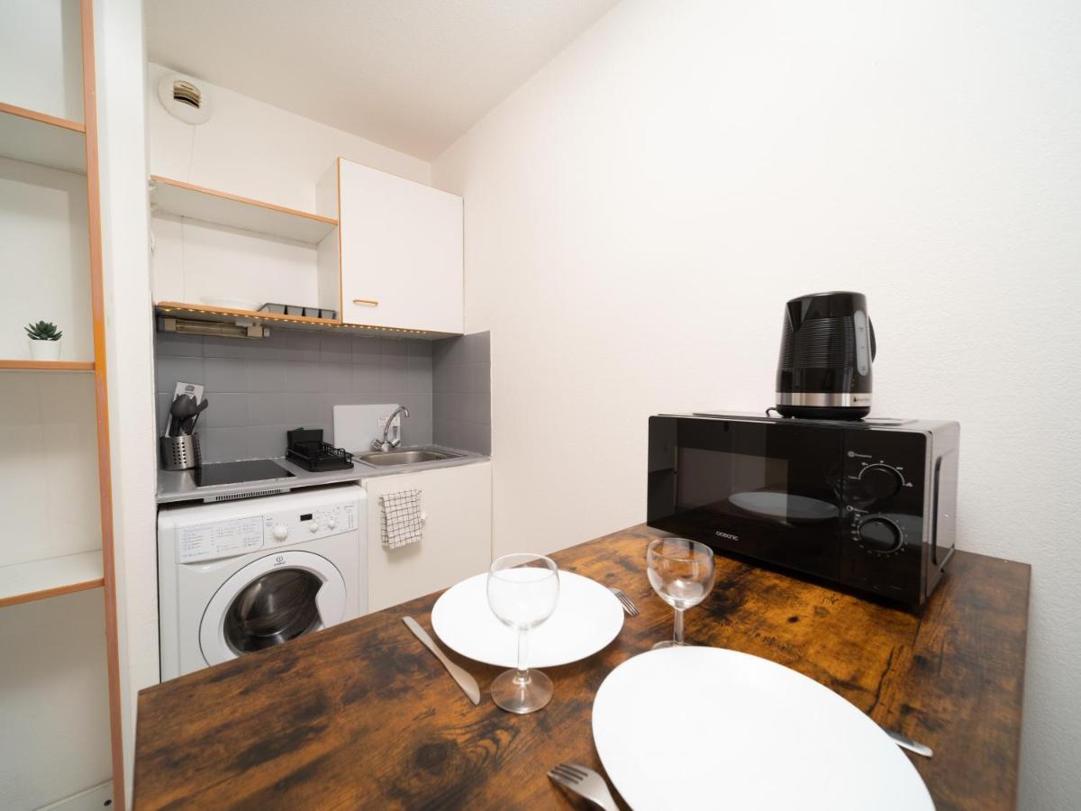 Appartement Climatise Avec Parking A 6Min A Pied De La Gare St Charles Marseilles Exterior foto
