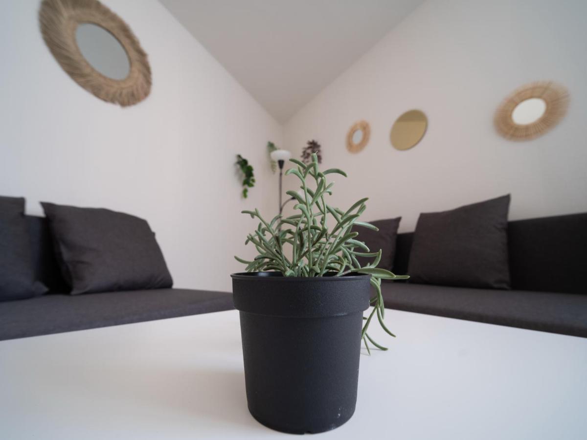 Appartement Climatise Avec Parking A 6Min A Pied De La Gare St Charles Marseilles Exterior foto