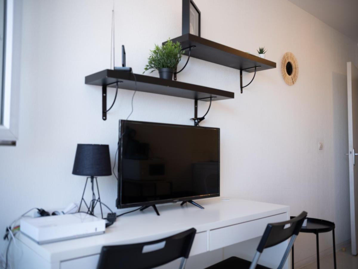 Appartement Climatise Avec Parking A 6Min A Pied De La Gare St Charles Marseilles Exterior foto
