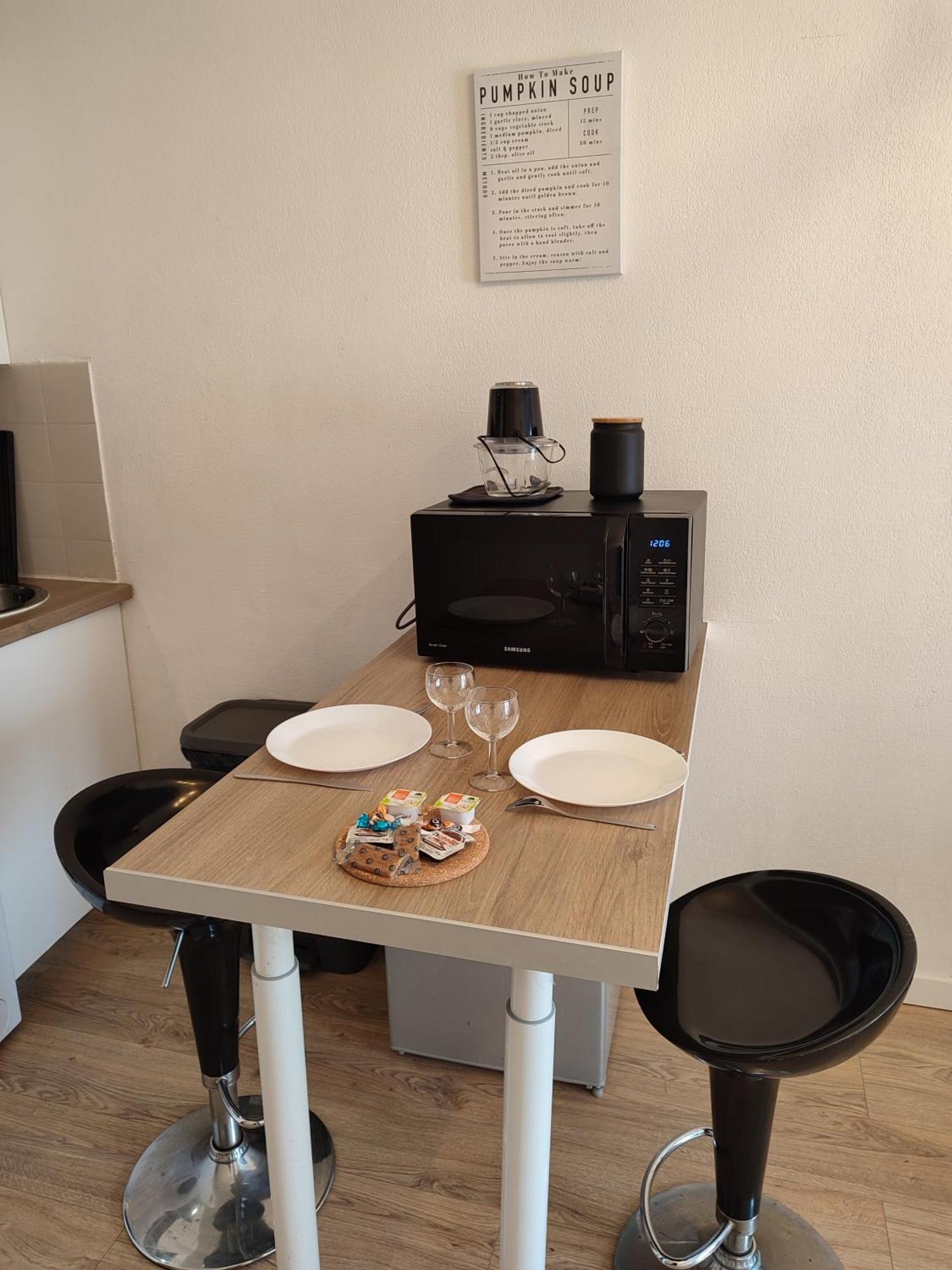 Appartement Climatise Avec Parking A 6Min A Pied De La Gare St Charles Marseilles Exterior foto