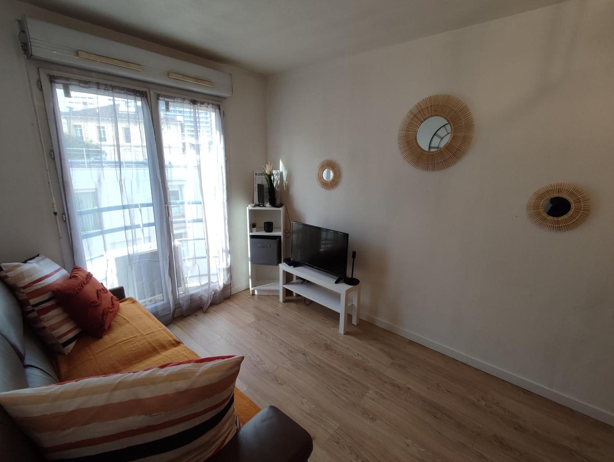 Appartement Climatise Avec Parking A 6Min A Pied De La Gare St Charles Marseilles Exterior foto
